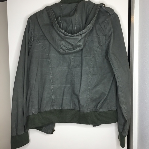 Olive Green Vintage  -  XL Hooded Jacket - Picture 3 of 7